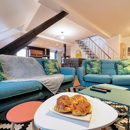 Sous les Etoiles Metz Luxembourg CityRoom57 Clouange Extérieur photo